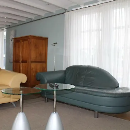 Watervilla / Houseboat Villa Loosdrecht
