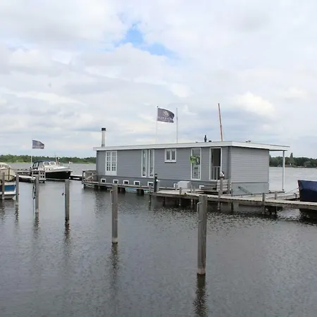 Villa Watervilla / Houseboat